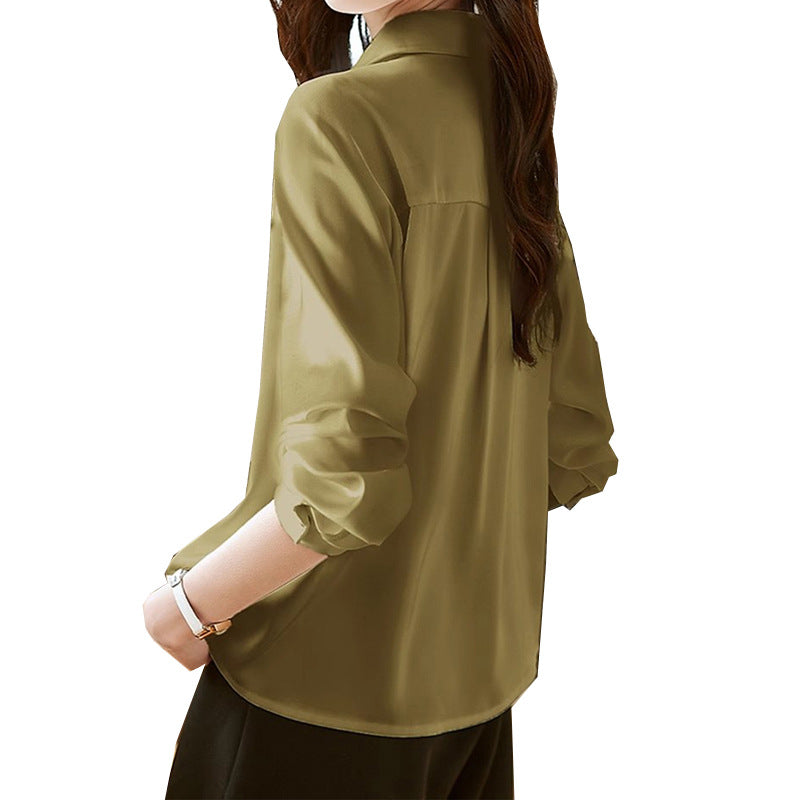 Blouse élégante à boutons pour femme avec accents dorés Chic und Stil