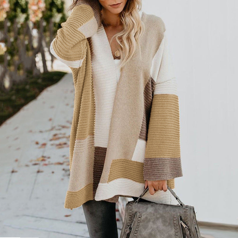 Cardigan féminin à la mode avec tricot doux et manches spacieuses Chic und Stil