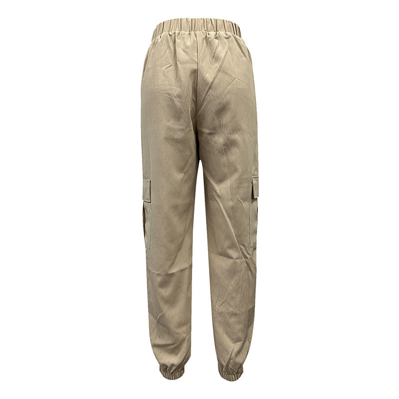 Pantalon cargo pour femmes avec taille élastique et poches pratiques Chic und Stil