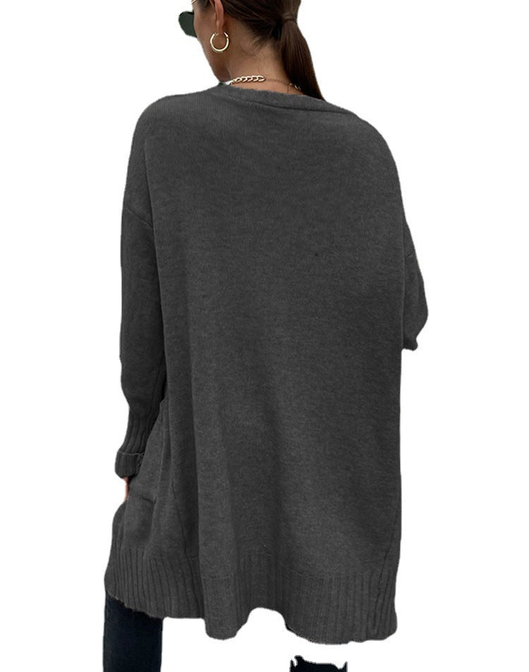 Cardigan en tricot pour femmes avec une coupe décontractée et de grandes poches Chic und Stil