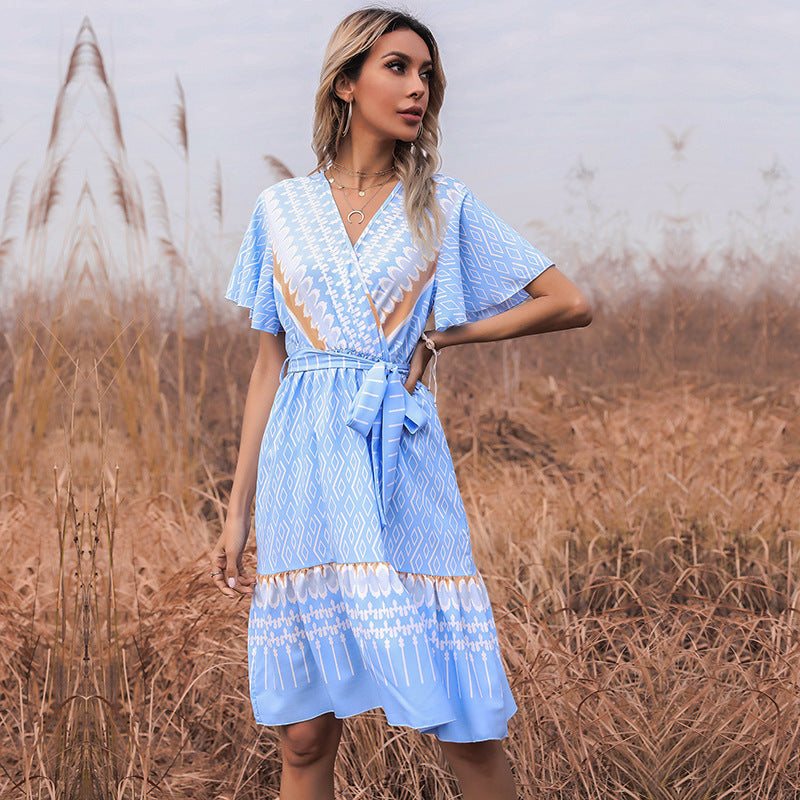 Robe midi enveloppante pour femmes avec motifs décoratifs Chic und Stil