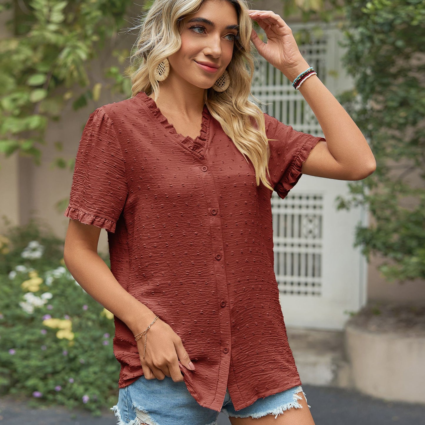 Women's blouse with ruffle details and light structured fabric Chic und Stil