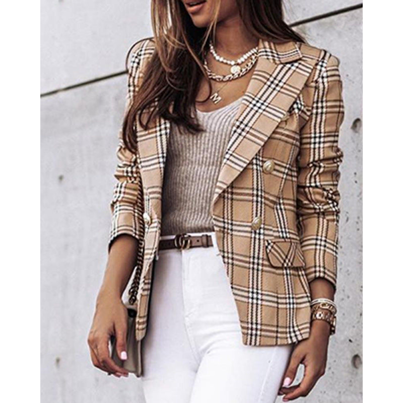 Blazer à carreaux pour femmes avec une coupe élégante et des détails de boutons de haute qualité Chic und Stil