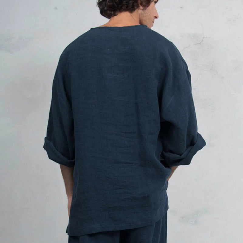 Hommes haut en lin décontracté avec encolure Henley et poche kangourou pratique Chic und Stil