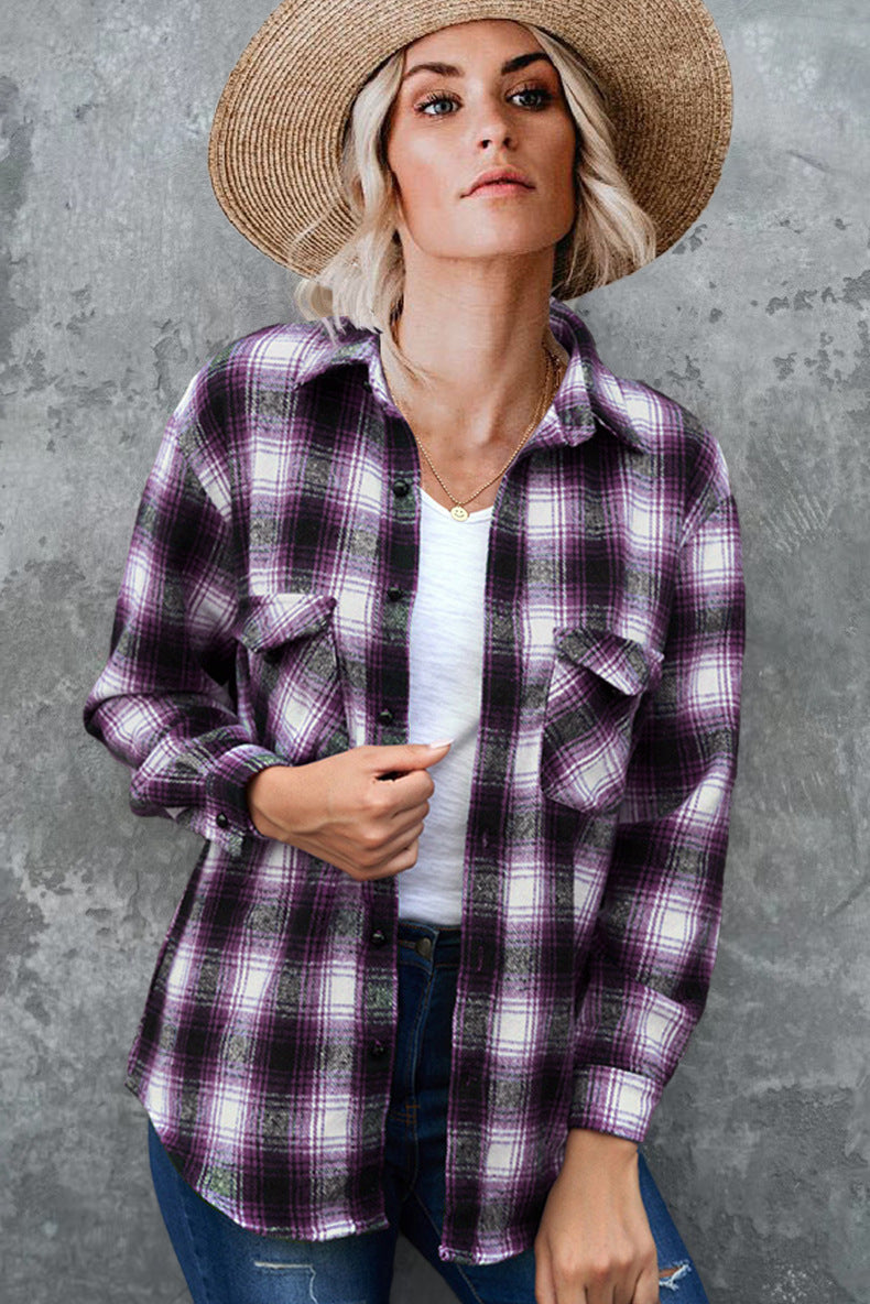 Chemise en flanelle pour femmes avec motif à carreaux et poches plaquées Chic und Stil