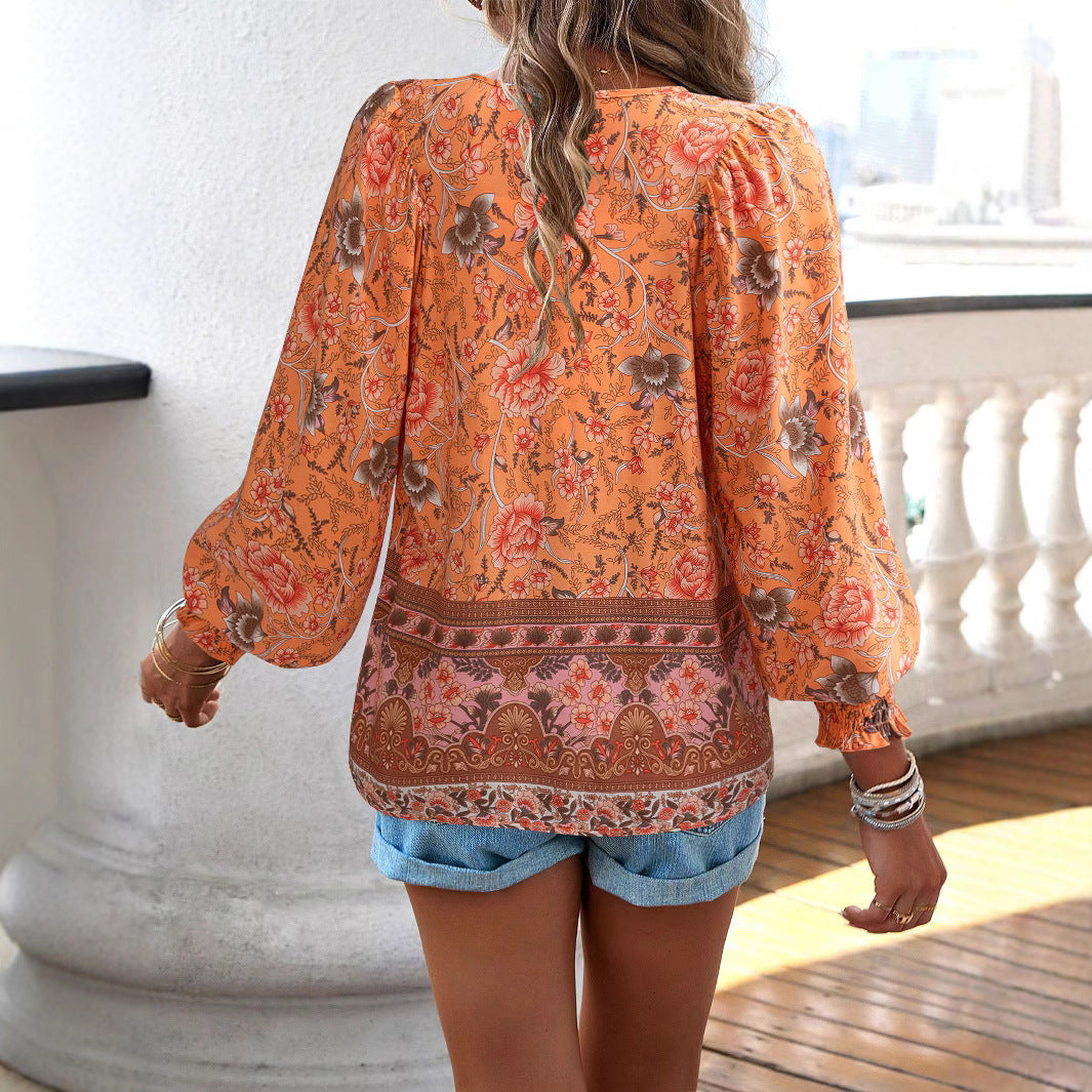 Chemisier dames avec motifs floraux et décolleté à nouer Chic und Stil
