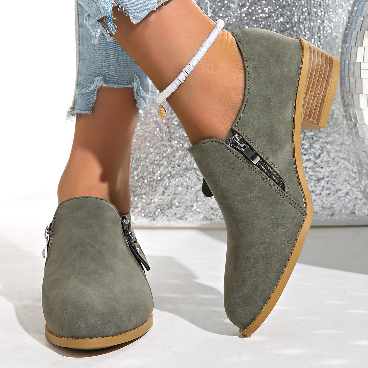 Bottines biker pour femmes avec fermeture éclair à la mode et semelle confortable Chic und Stil