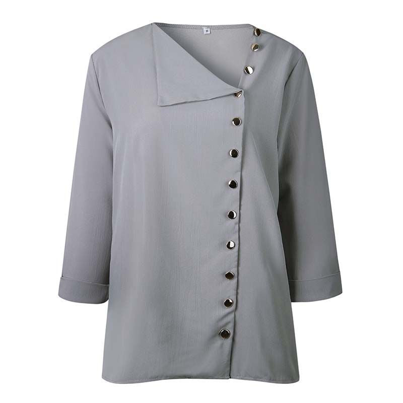 Blouse mode femme avec des détails de bouton discrets Chic und Stil
