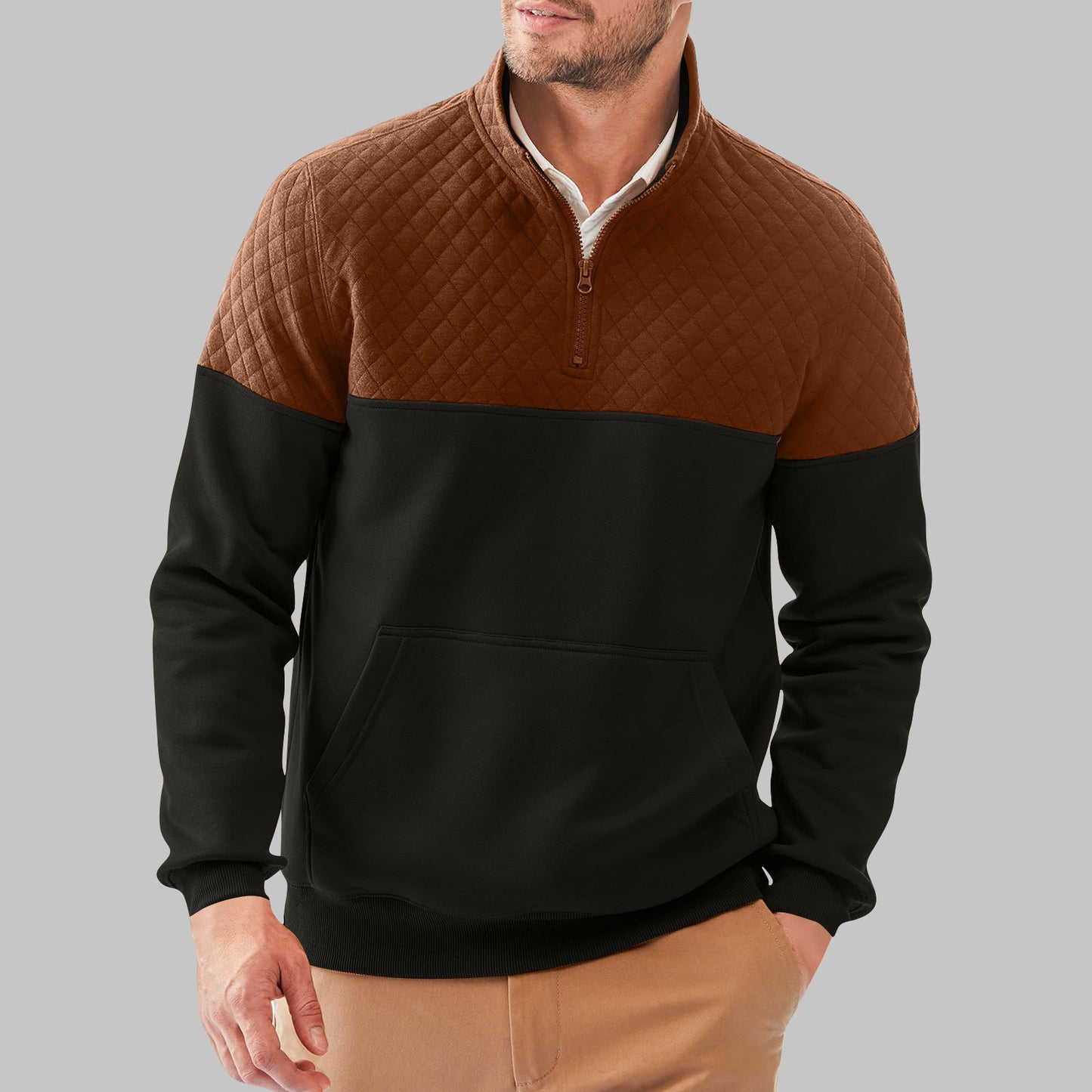 Pull-over en polaire pour hommes avec détails matelassés et col haut Chic und Stil