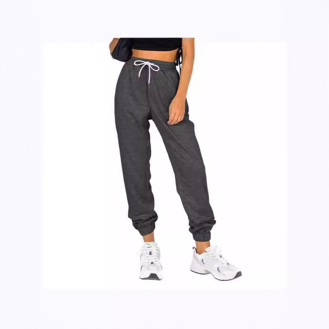 Pantalon d'entraînement pour femme avec taille élastique et coupe décontractée Chic und Stil