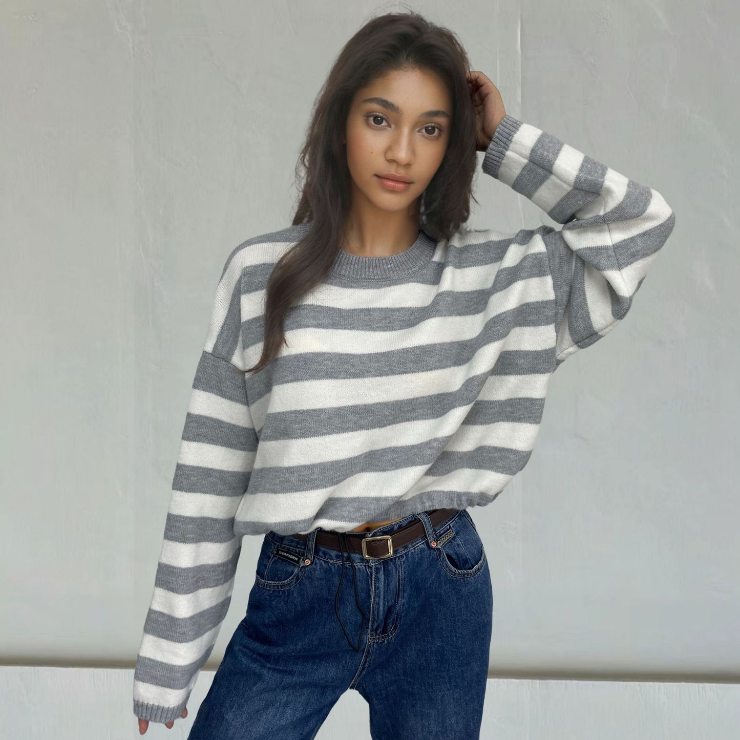 Pull femme décontracté en rayures avec coupe large et cordon de serrage Chic und Stil