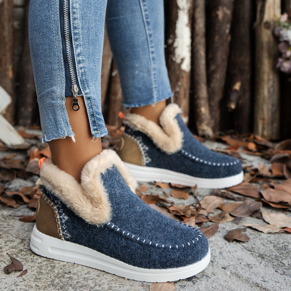 Bottes d'hiver confortables pour dames avec doublure en peluche et semelle robuste Chic und Stil