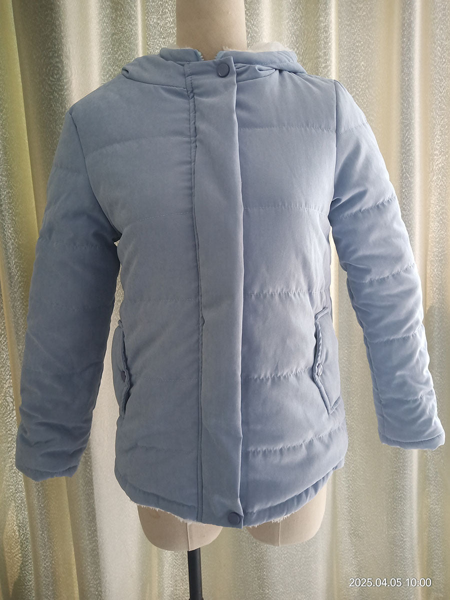 Quilted transition jacket for women with comfortable fleece lining and practical pockets Chic and Style