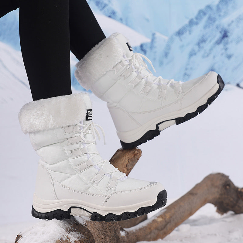 Bottes d'hiver pour femmes avec col en fausse fourrure douillette et semelle antidérapante Chic und Stil