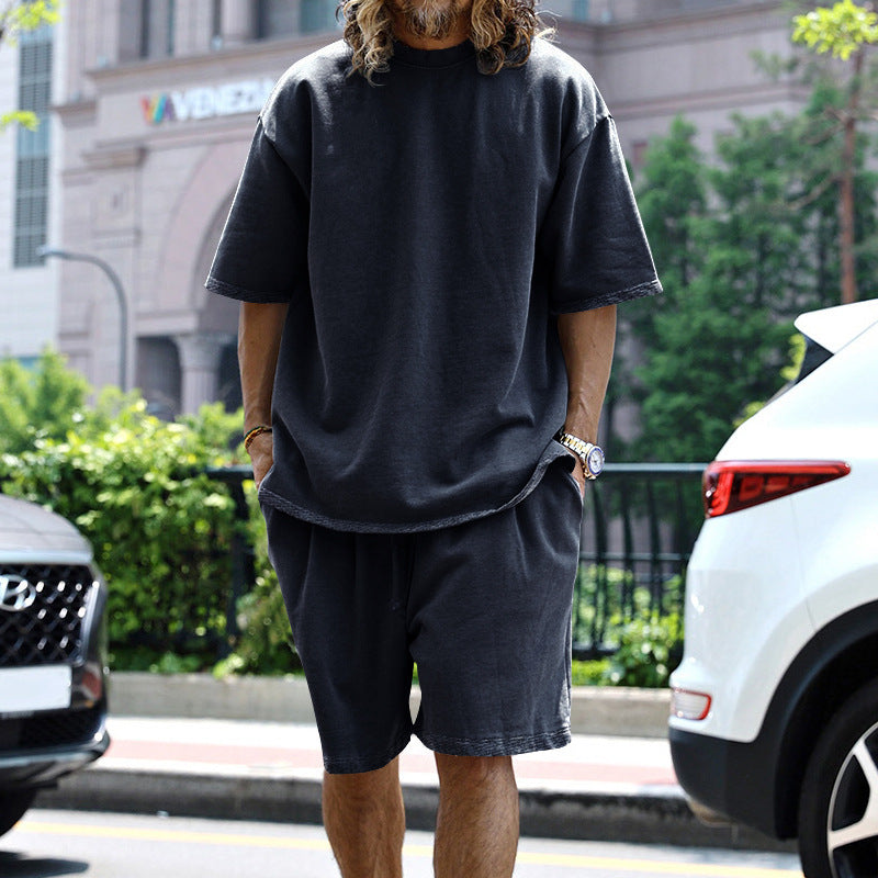 Ensemble décontracté surdimensionné pour hommes avec manches courtes et shorts tapered Chic und Stil