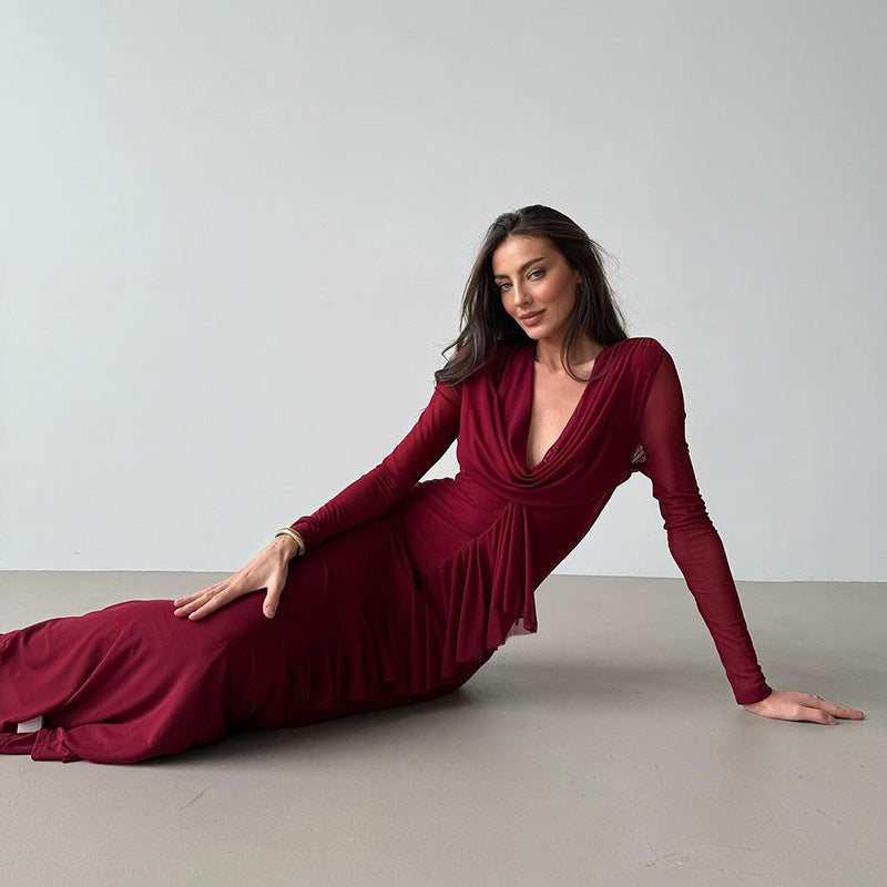 Robe maxi élégante pour femmes avec décolleté en V profond et détail volant Chic und Stil