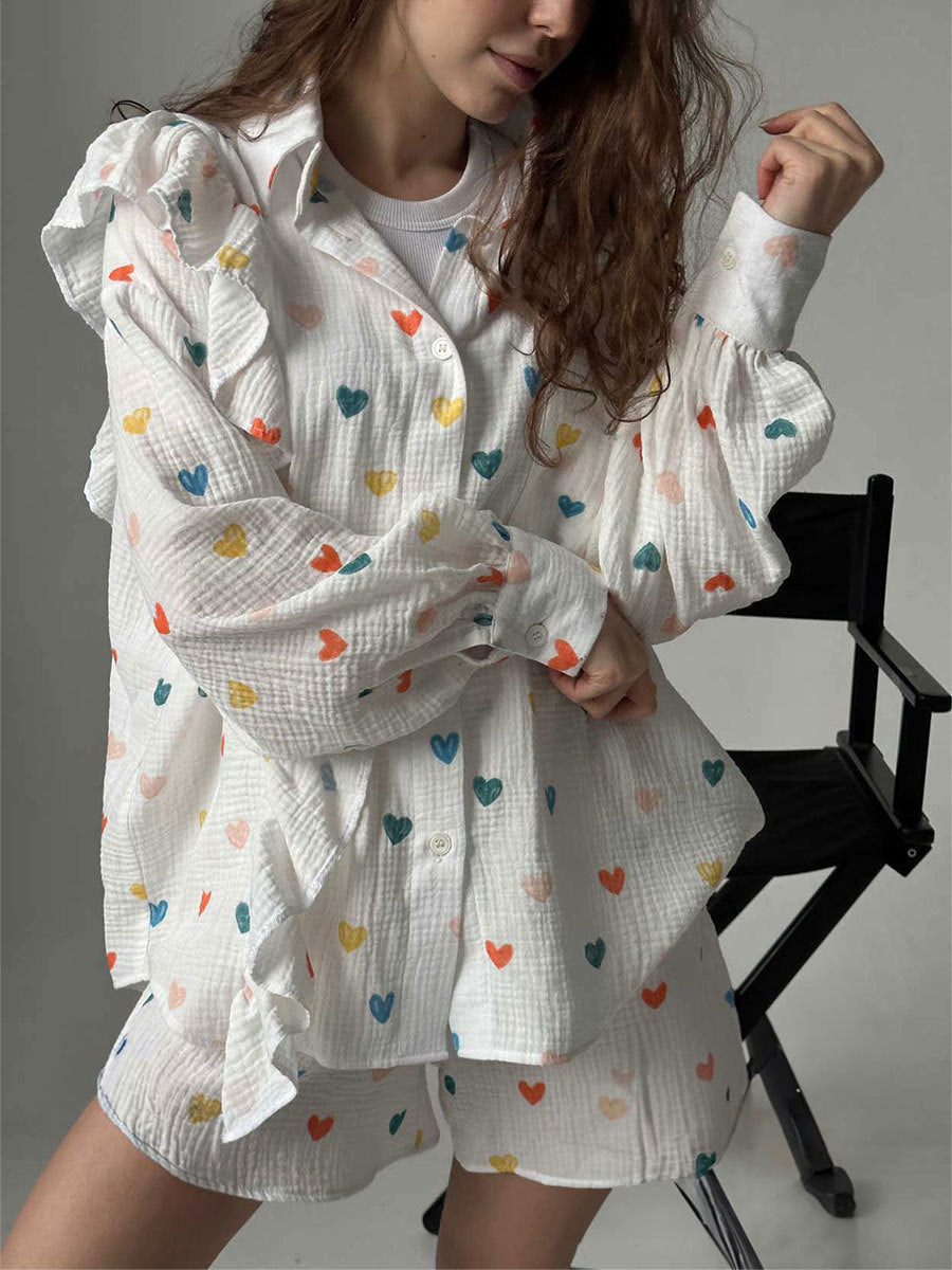 Short-sleeve top and shorts set for women with heart pattern Chic und Stil