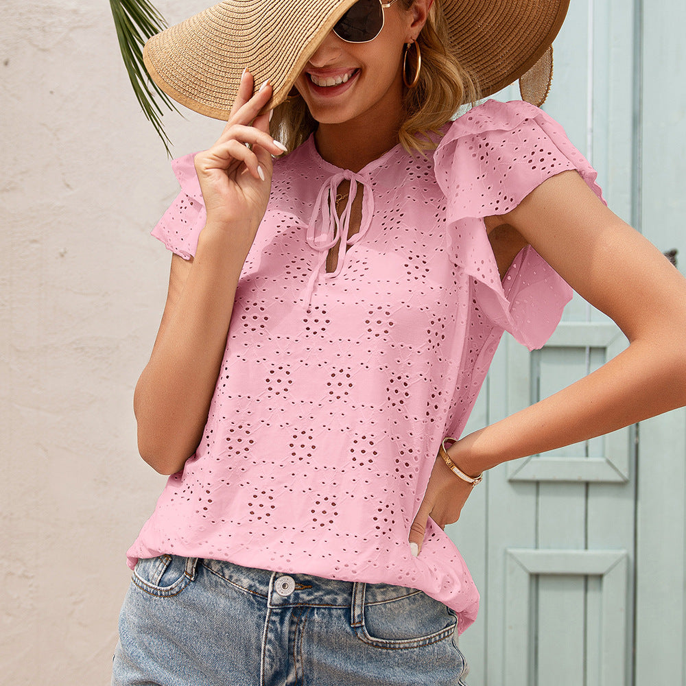 Chemisier pour femmes avec des détails en volants et un motif perforé Chic und Stil