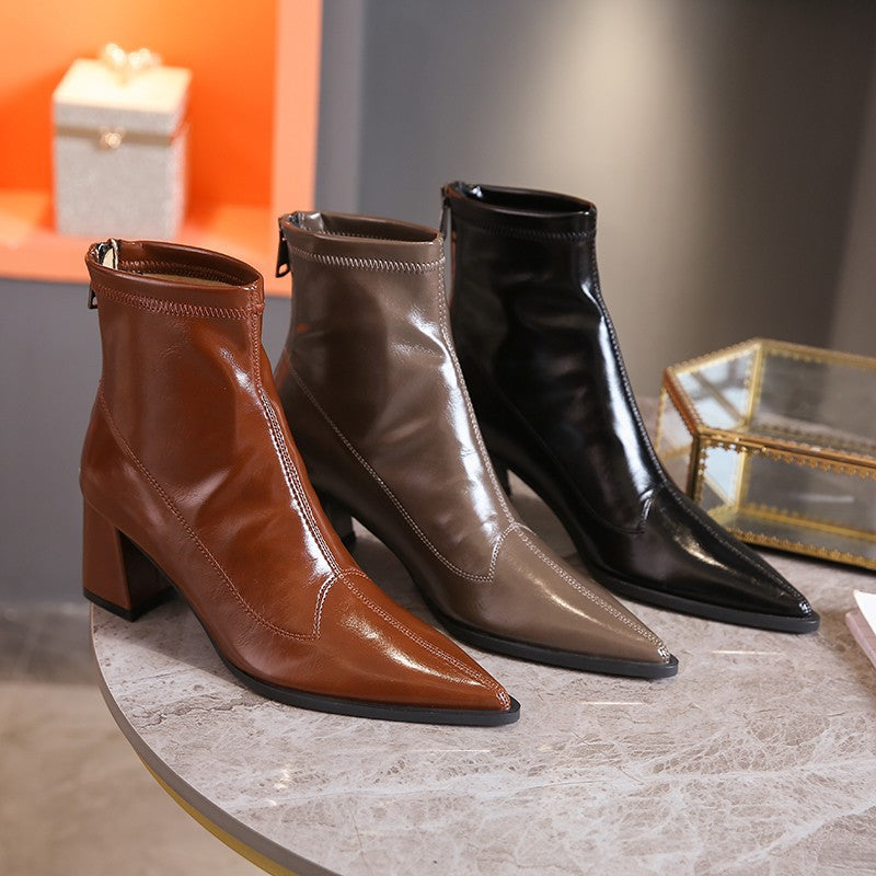 Bottes à la mode pour femmes au design classique Chic und Stil