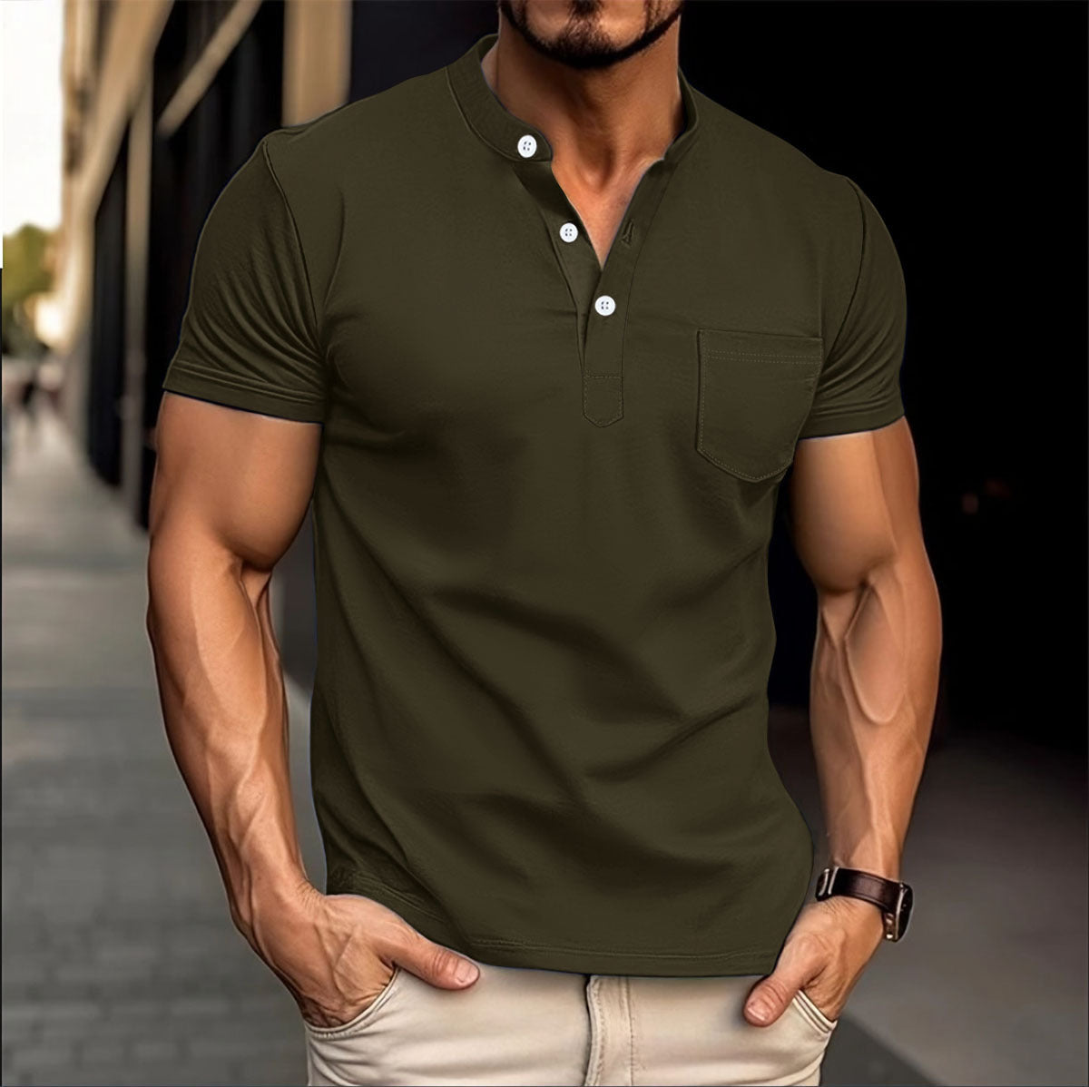 Polo pour hommes avec un col moderne et des détails de boutons Chic und Stil
