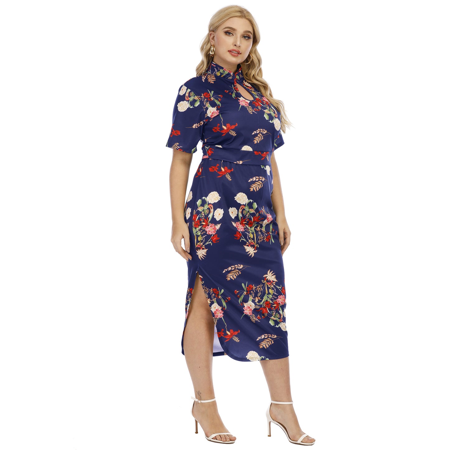 Robe midi pour dames avec imprimé floral et décolleté en clé élégant Chic und Stil