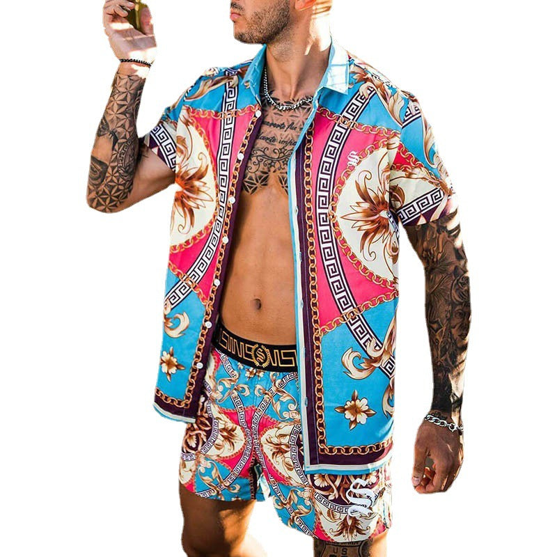 Hommes Ensemble chemise à manches courtes à imprimé tropical vif et shorts de bain assortis Chic und Stil