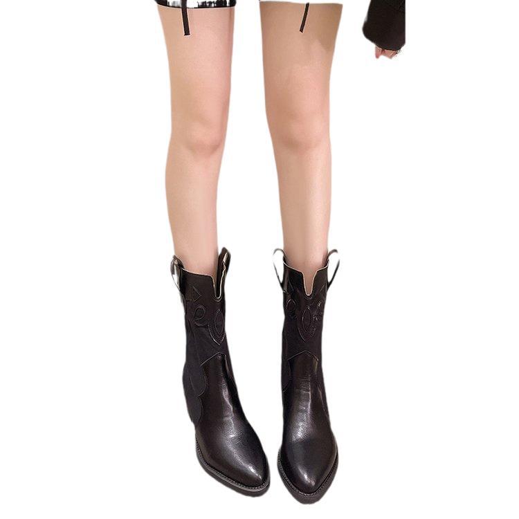 Bottines cow-boy pour femmes avec motif brodé à la mode Chic und Stil