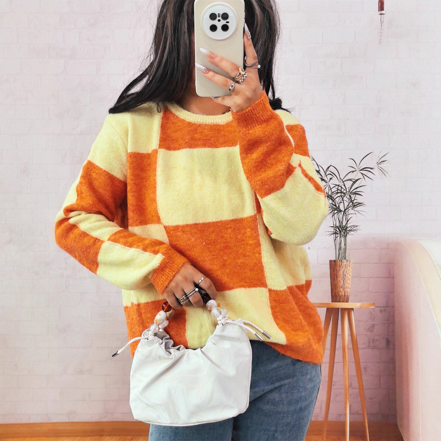 Pull en mailles larges pour femmes avec un motif à carreaux moderne et une coupe décontractée Chic und Stil