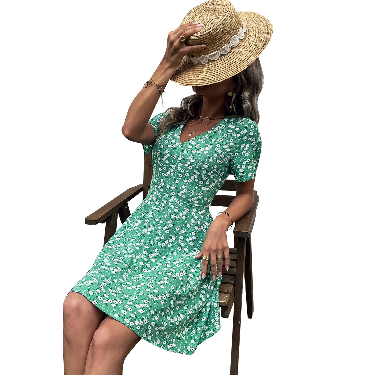 Robe de loisirs pour femmes avec motif floral et jupe évasée Chic und Stil