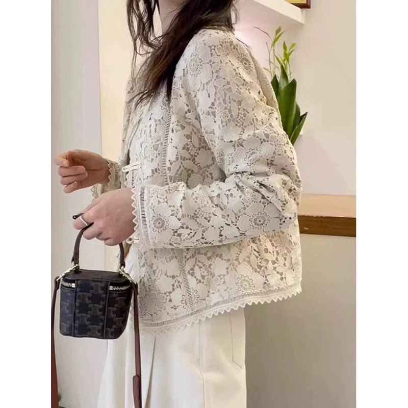 Veste courte en dentelle délicate pour femmes Chic und Stil
