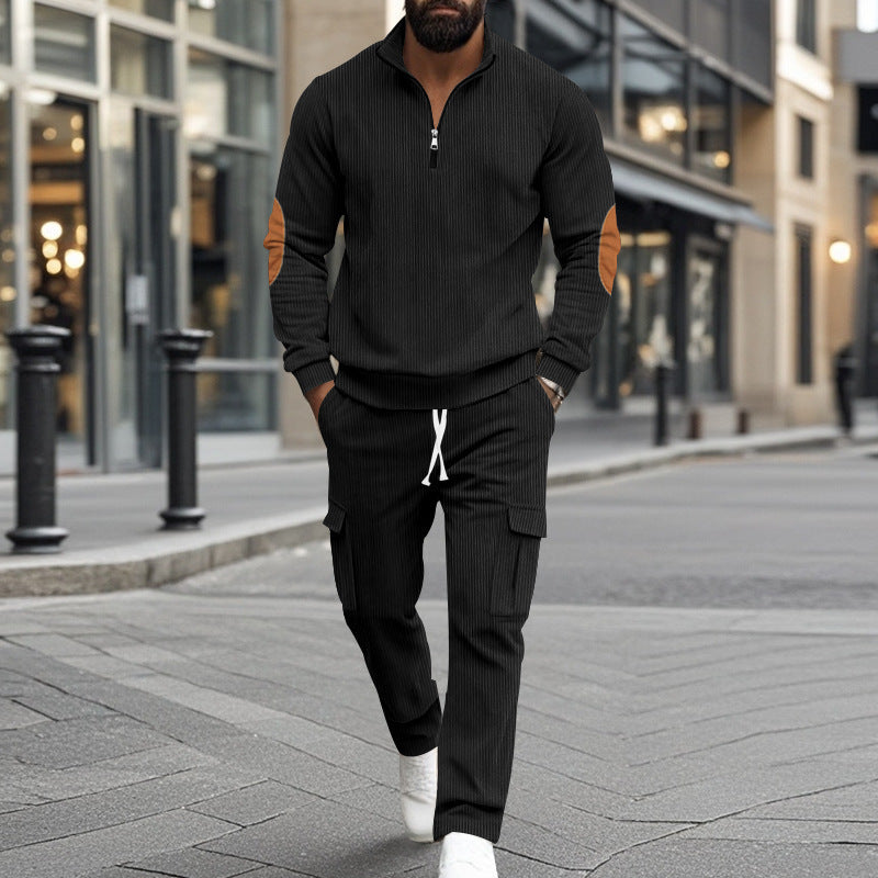 Costume de loisir masculin à la mode avec des hauts structurés et des pantalons cargo pratiques Chic und Stil