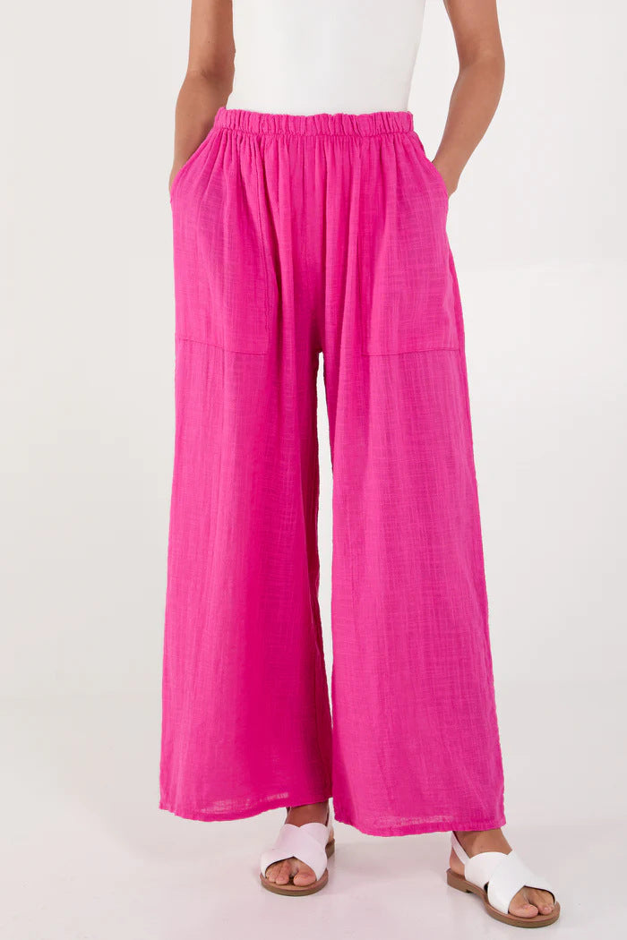 Light chiffon pants for women with elastic waist and practical pockets Chic and Style