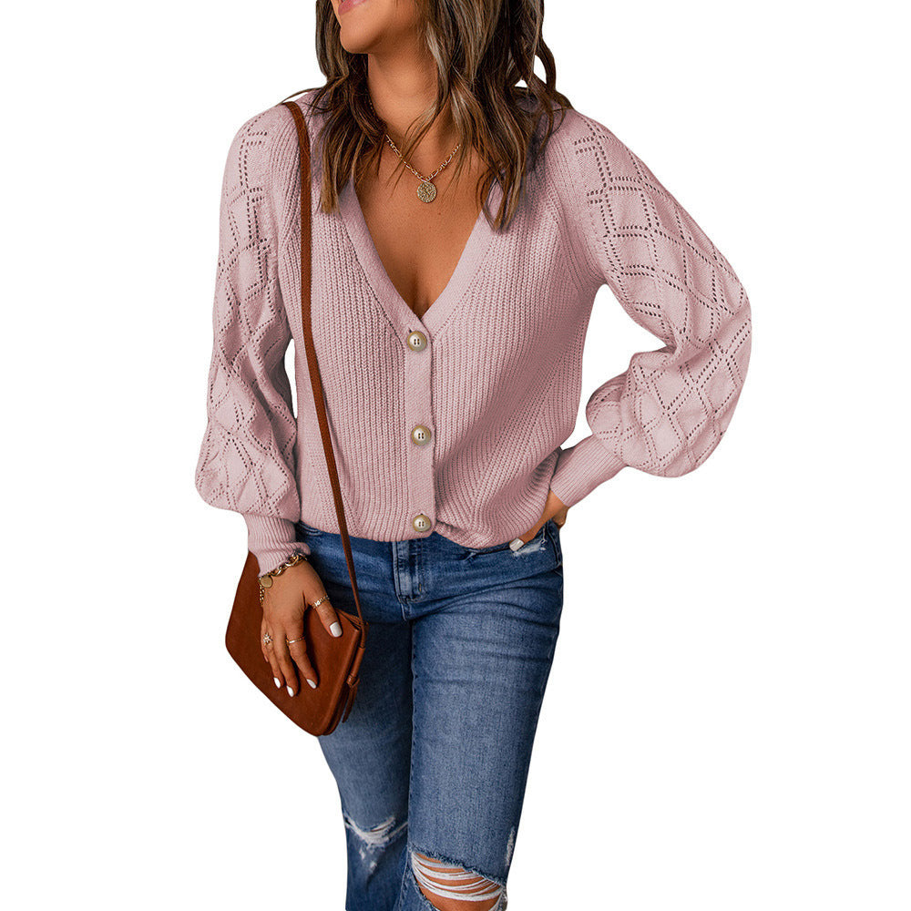 Dame cardigan avec motif de côtes romantique et détails de boutons élégants Chic und Stil
