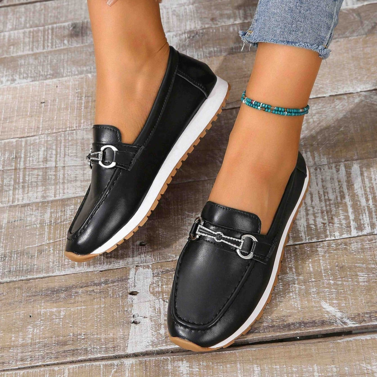 Mocassins élégants pour dames avec détail de boucle à la mode Chic und Stil