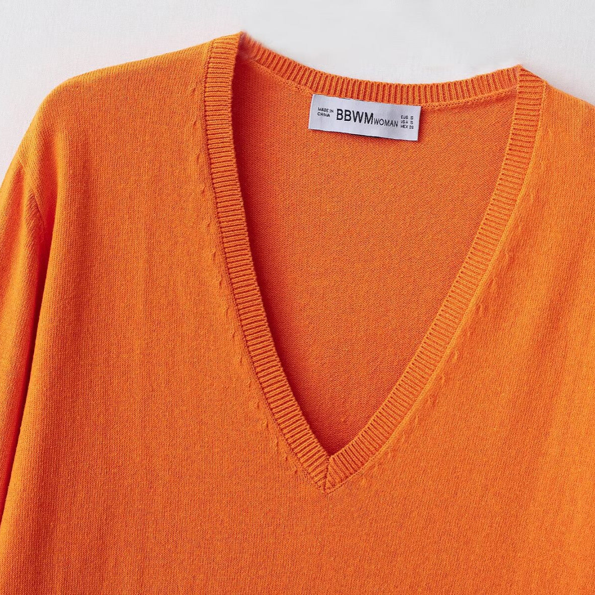 Femmes pull élégant à encolure en V en mélange de coton de haute qualité Chic und Stil
