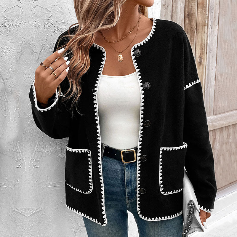 Fashionable knitted jacket for women with contrasting seams Chic and Style