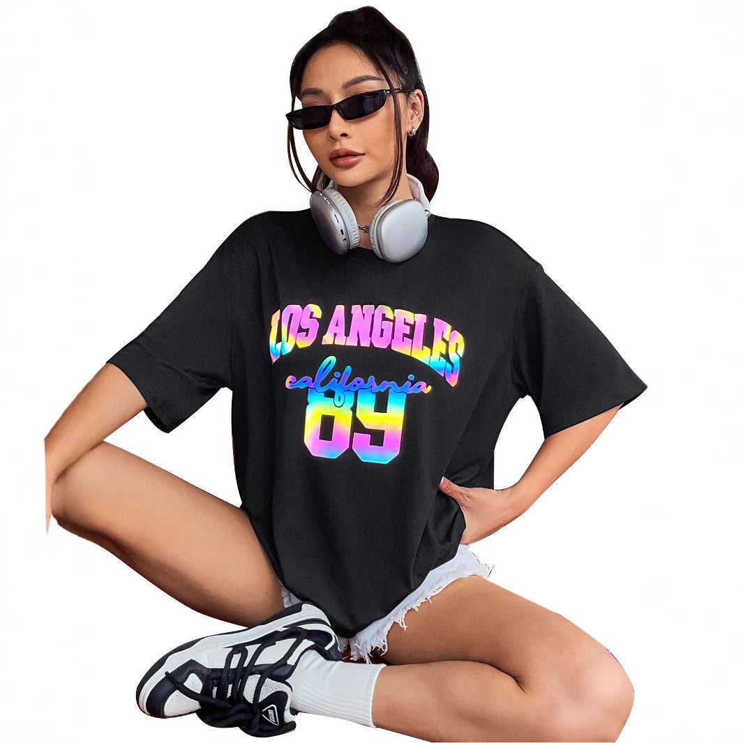 T-shirt oversized pour femmes avec design graphique coloré Chic und Stil