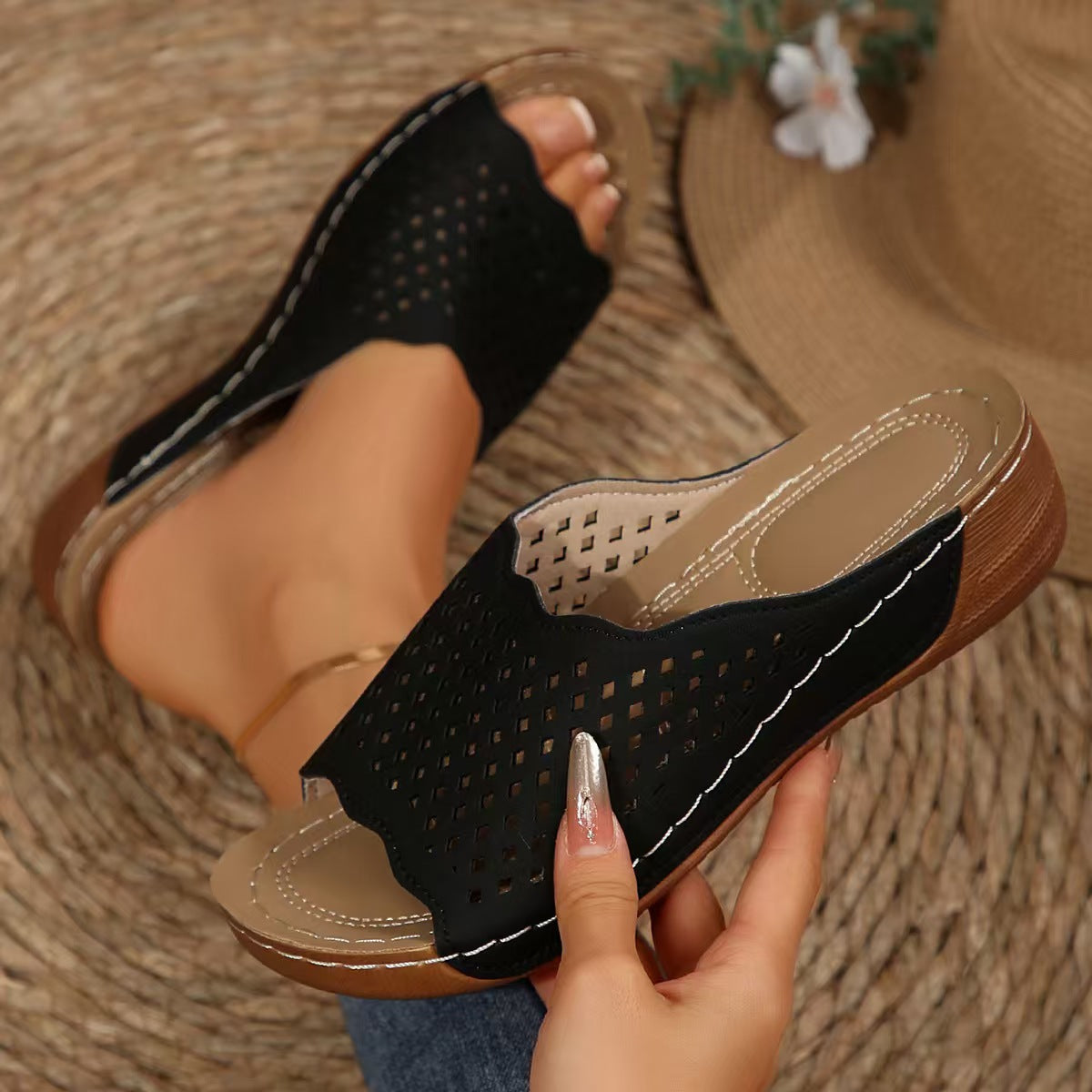 Sandales à brides perforées confort pour femmes Chic und Stil