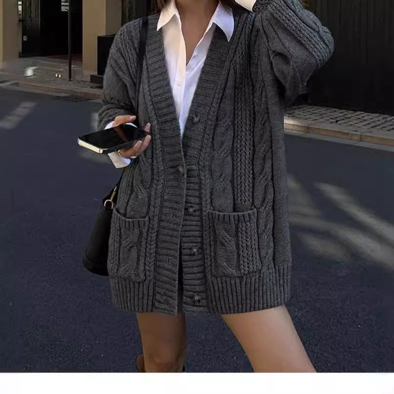 Cardigan en tricot pour femmes avec décolleté en V profond et motif torsadé structuré Chic und Stil