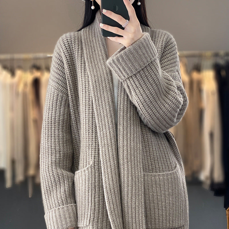 Cardigan en tricot féminin Chic und Stil