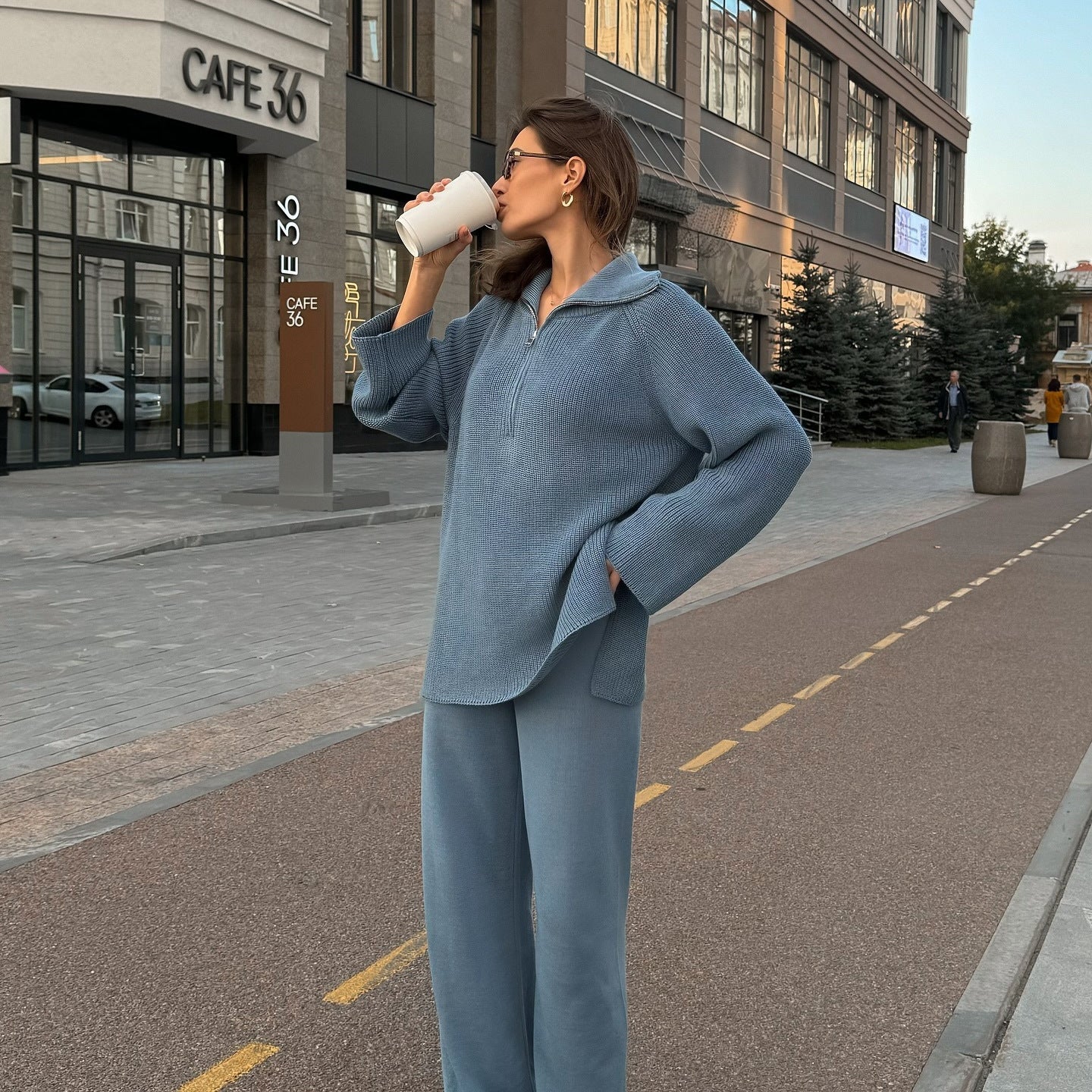 Pull-over tricot décontracté pour femme avec capuche et fermeture éclair moderne Chic und Stil