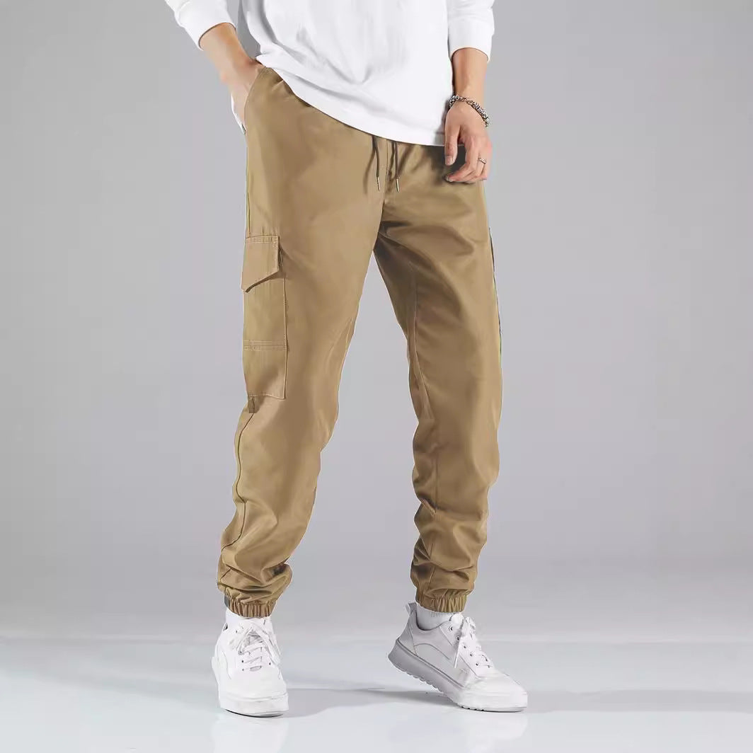 Pantalon cargo décontracté pour hommes avec taille élastique et poches latérales pratiques Chic und Stil