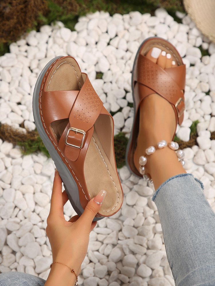 Sandales slip-on croisée pour femmes Chic und Stil