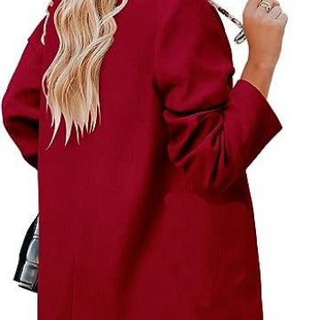 Blazer classique pour femmes au design moderne avec un élégant revers Chic und Stil