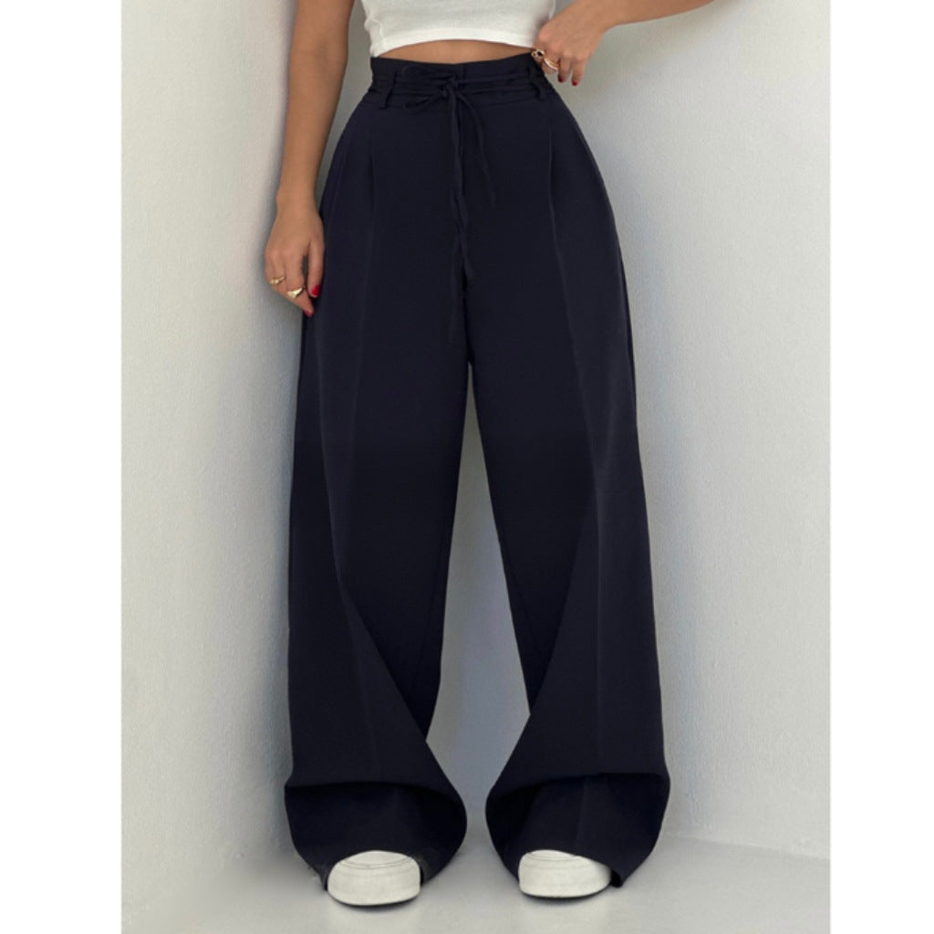Pantalon chino ample pour femmes avec taille haute et cordon de serrage ajustable Chic und Stil