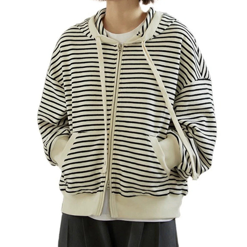 Sweatshirt à capuche rayé classique pour femmes Chic und Stil
