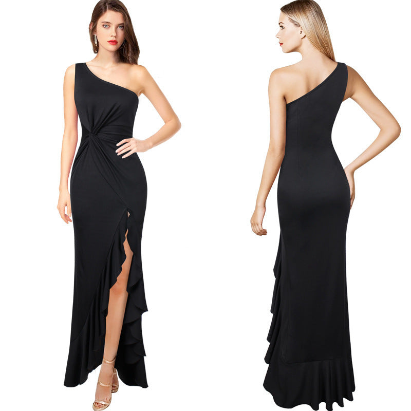 Robe maxi femme avec décolleté asymétrique et design drapé élégant Chic und Stil