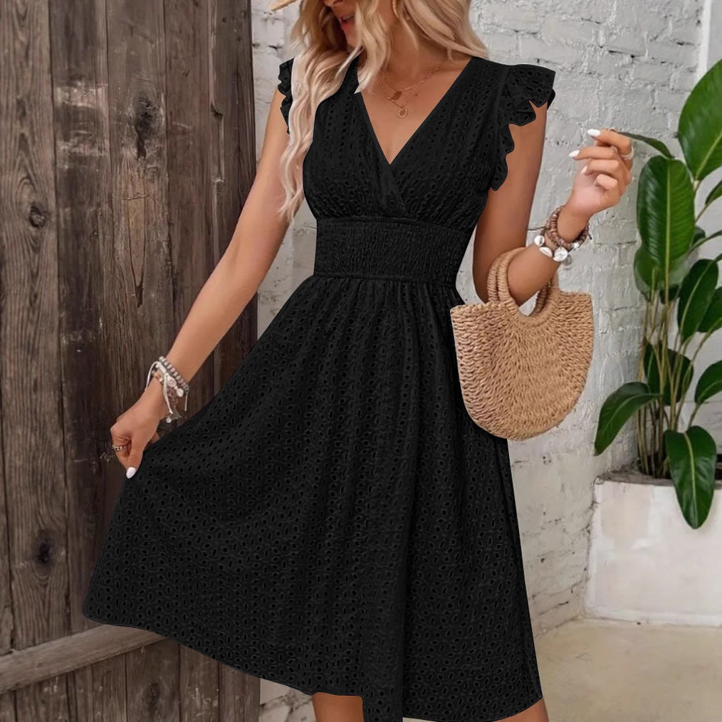 Robe portefeuille pour femmes avec des détails en volants et une coupe flatteuse pour la silhouette Chic und Stil