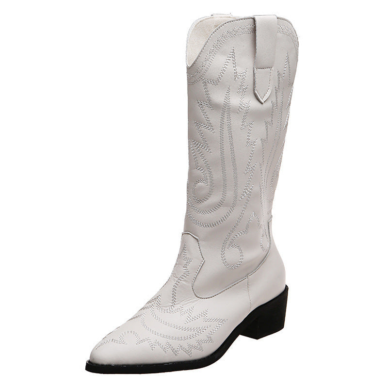 Bottes cowboy pour femmes avec des ornements à la mode et un élégant talon Chic und Stil