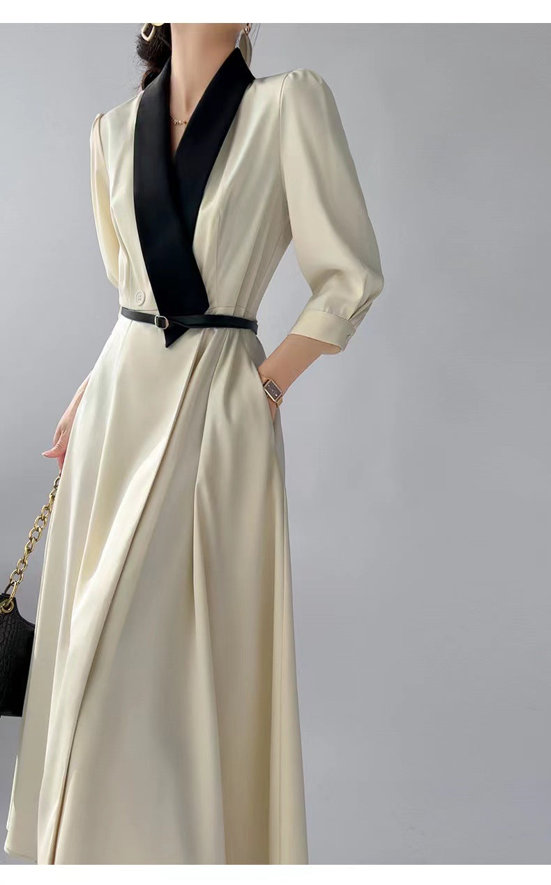 Robe enveloppante élégante pour femmes à manches longues avec détail ceinturé Chic und Stil
